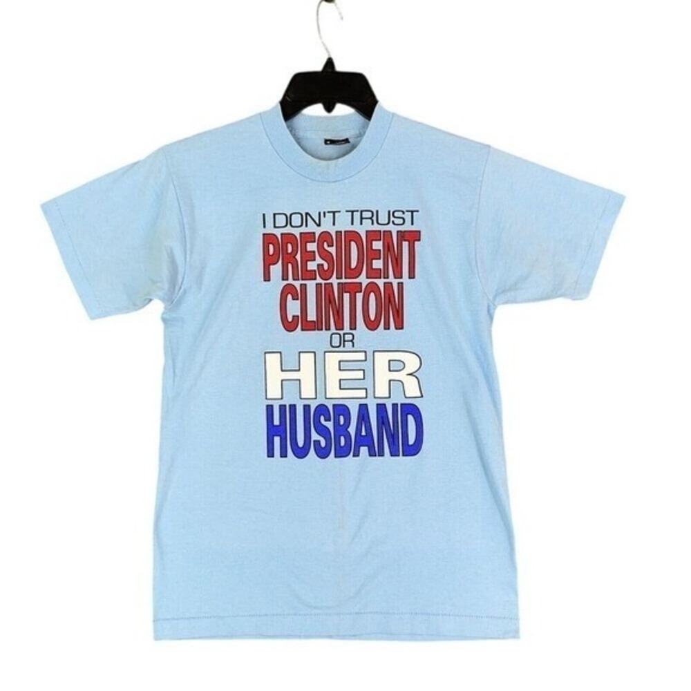 Vintage 90s Fruit of the Loom Shirt Mens M Bill Hillary Clinton Parody Graphic